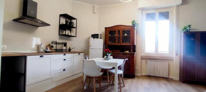 2 Bedroom Gem Near Milano Centrale Fast Wi Fi Kademy House Chambre photo
