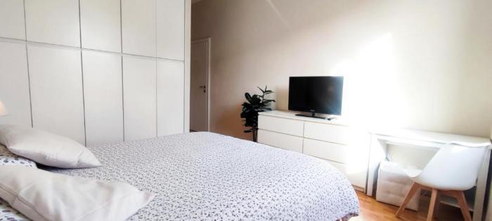 2 Bedroom Gem Near Milano Centrale Fast Wi Fi Kademy House Chambre photo